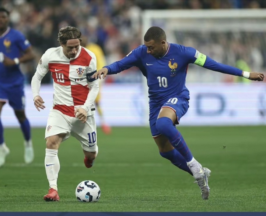 克罗地亚战平丹麦，憾失胜利暂居次席的简单介绍