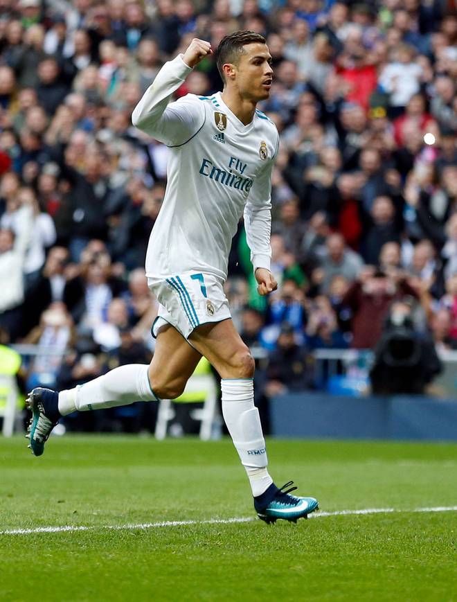 关于塞维利亚主场失利，争四形势不容乐观的信息