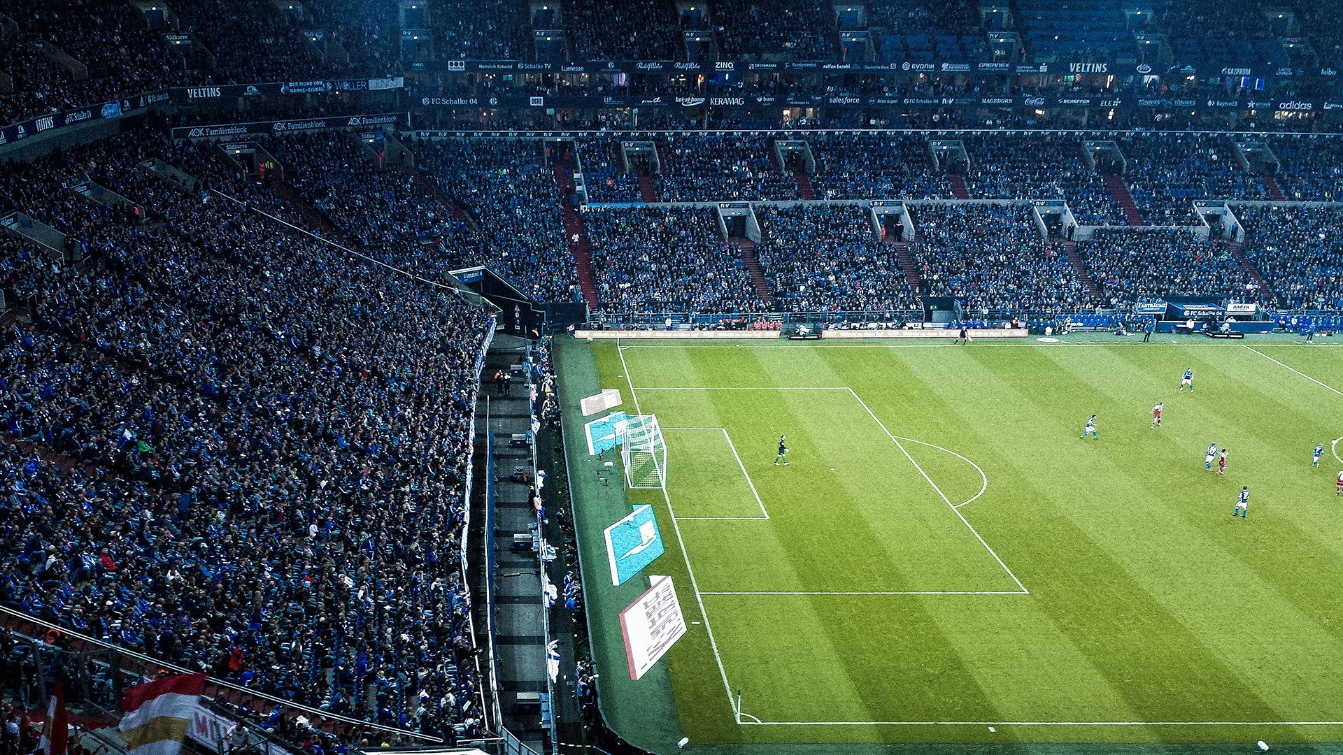 卡瓦哈尔掌控全局，美国队险胜摩洛哥背后的战术博弈